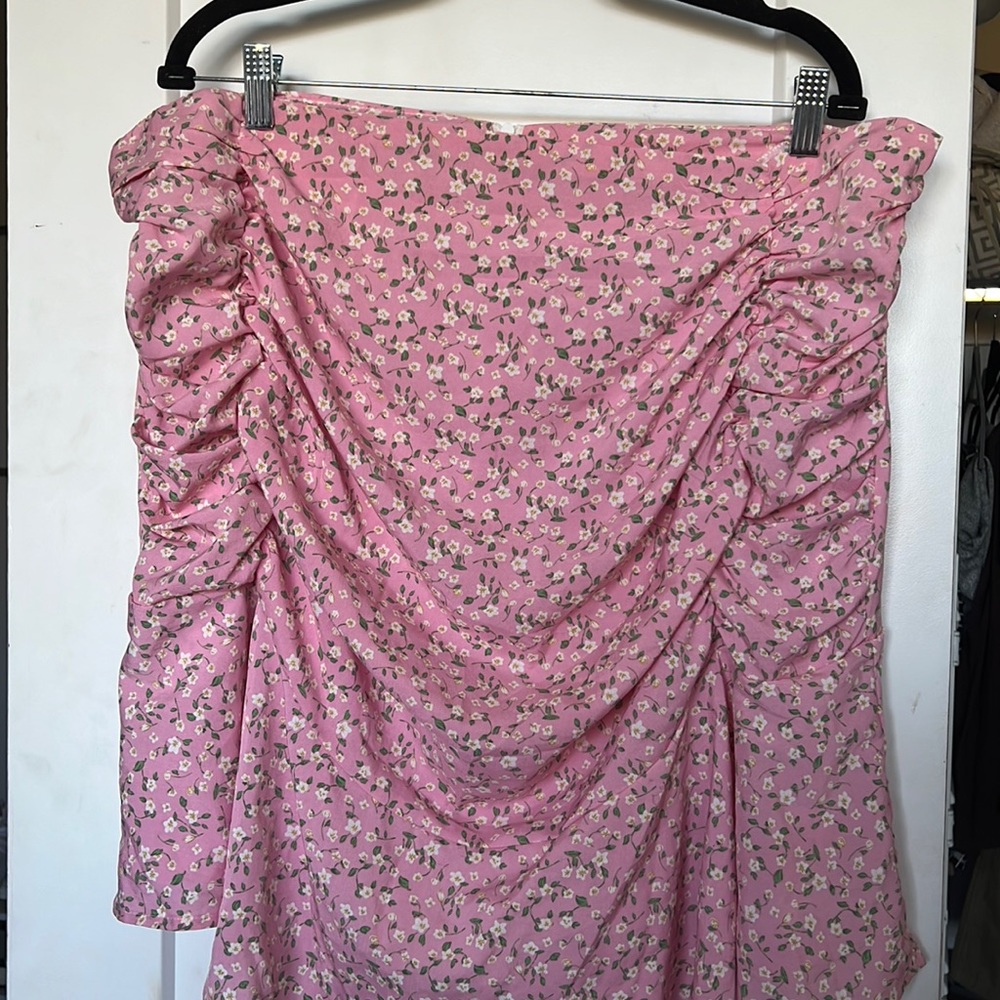 SHEIN Floral Mini Skirt